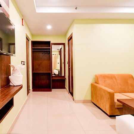 Collection O Prince Plaza Digha  Bagian luar foto
