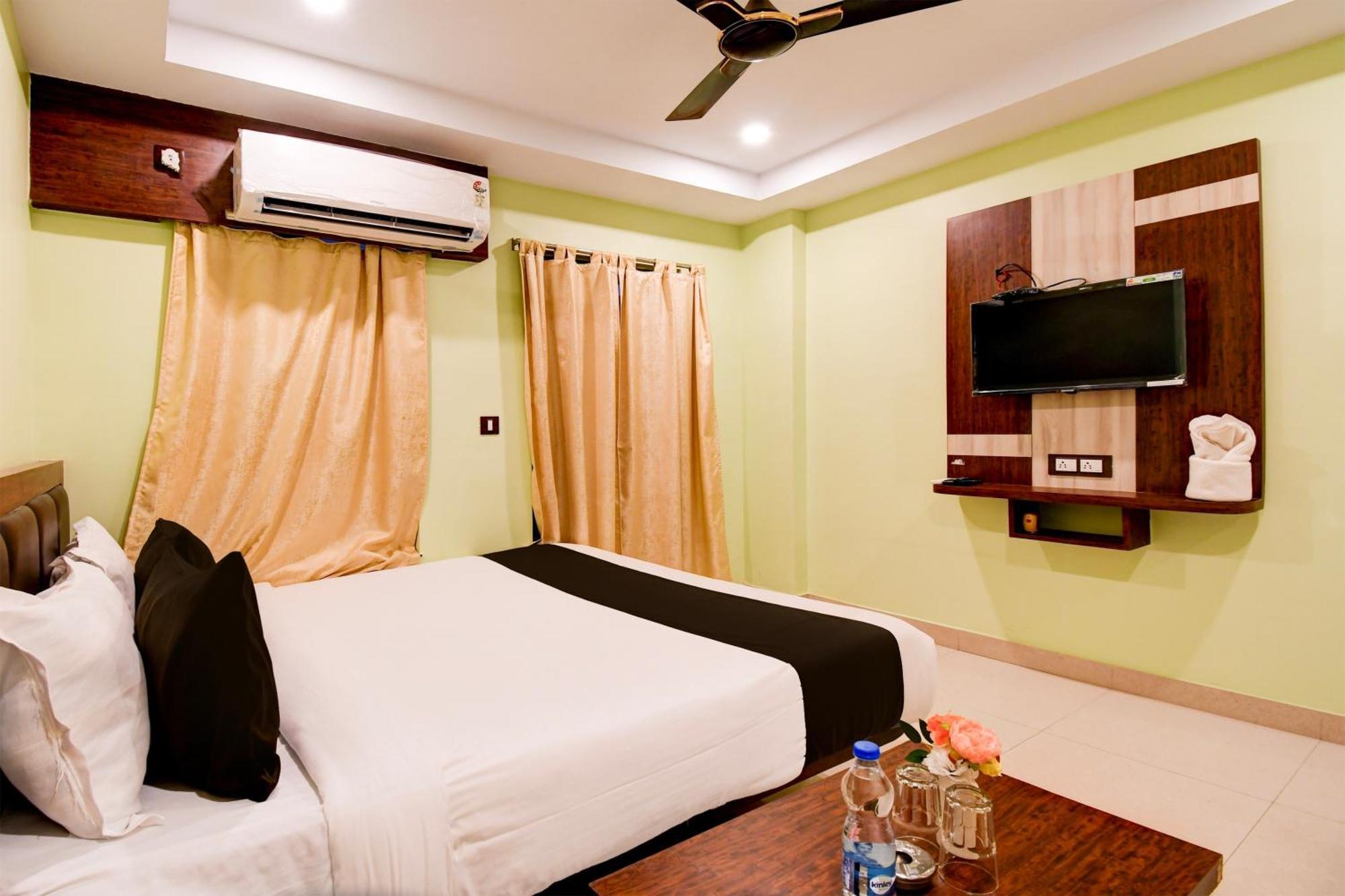 Collection O Prince Plaza Digha  Bagian luar foto